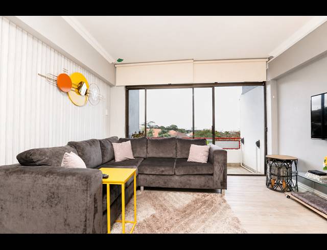 2 BEDROOM APARTMENT FOR SALE IN ESSENWOOD